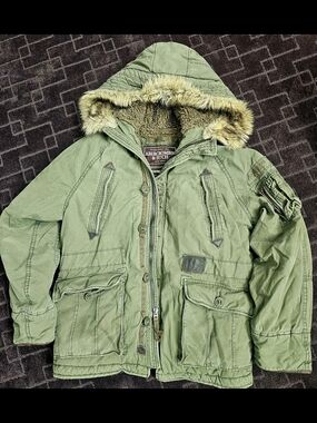 *NEVER WORN* Abercrombie & Fitch Green 2006 Mt Washington Heavy Jacket